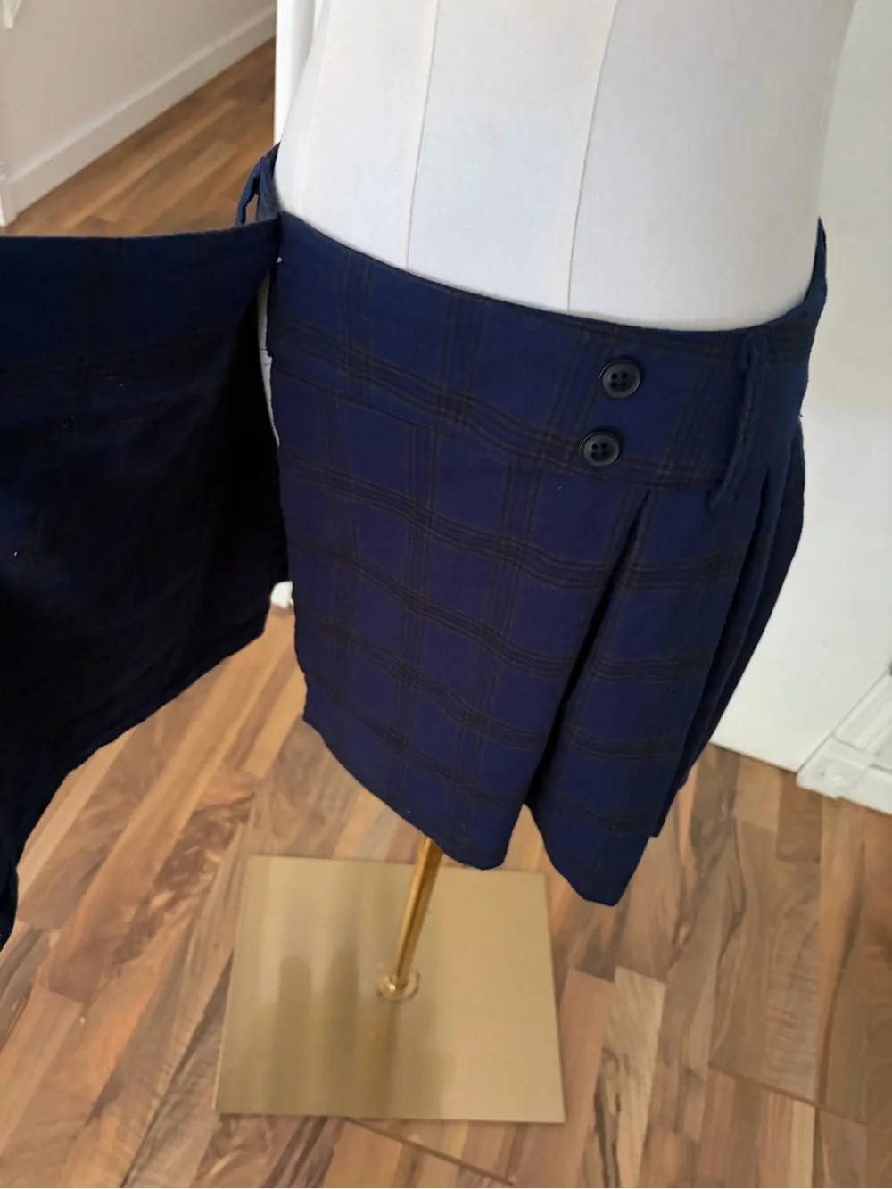 Dark Navy / Gray Plaid Wrap Mini Skirt, Soft, Large, EUC